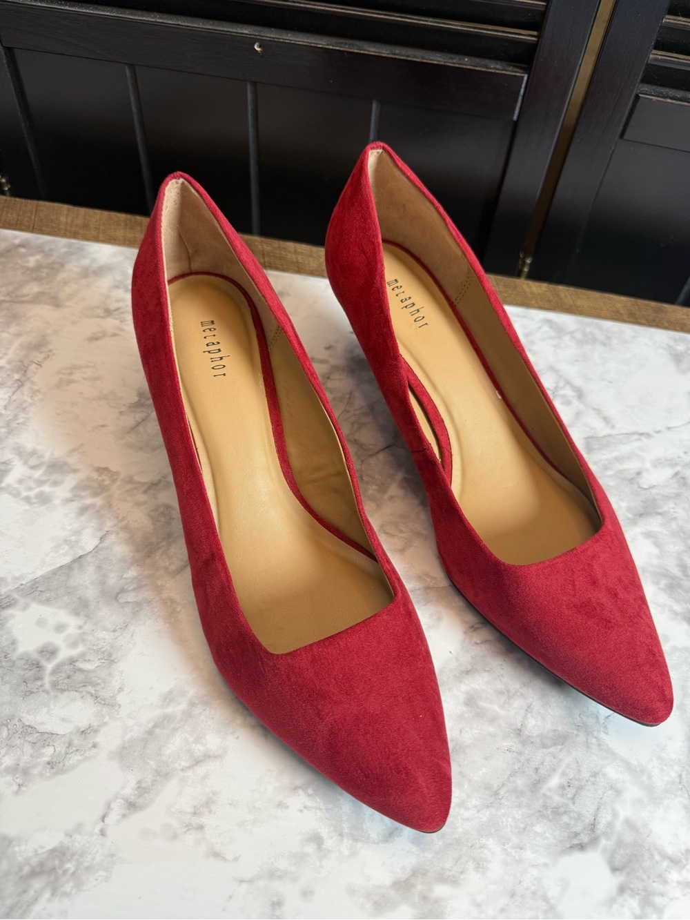 Metaphor Red Suede Pointed-Toe Pumps